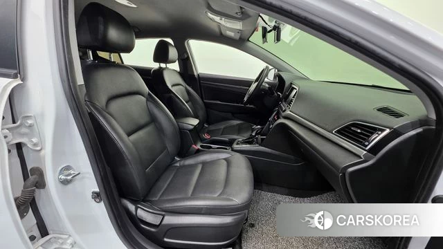 Hyundai Avante AD id 5004601 из Кореи 20
