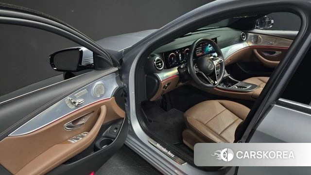 Mercedes-Benz E-Class W213 id 4977083 из Кореи 30