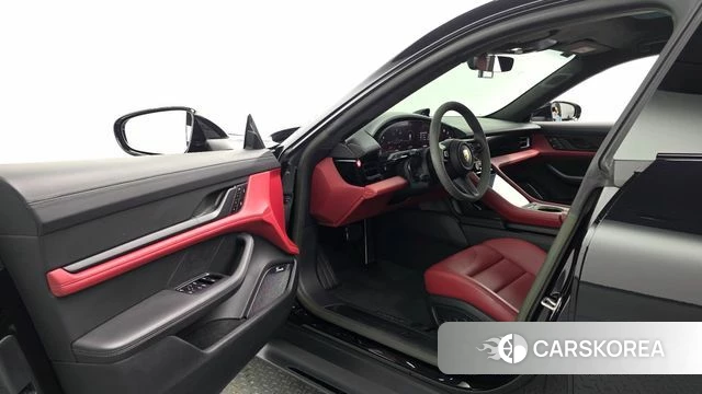 Porsche Taycan id 4898428 из Кореи 20