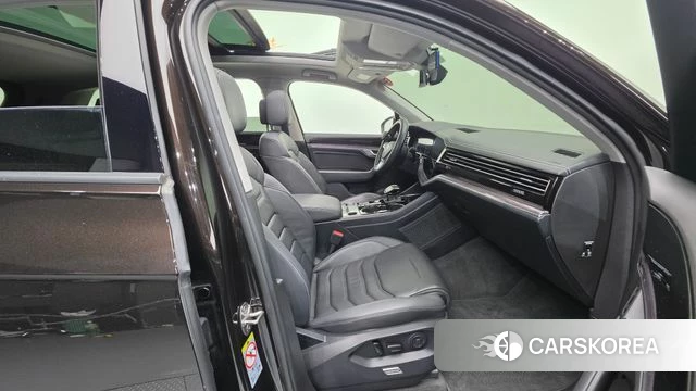 Volkswagen Touareg 3rd generation id 4952341 из Кореи 20