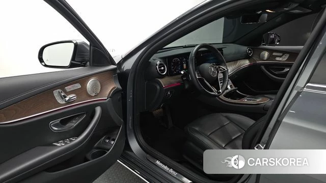 Mercedes-Benz E-Class W213 id 4997534 из Кореи 20