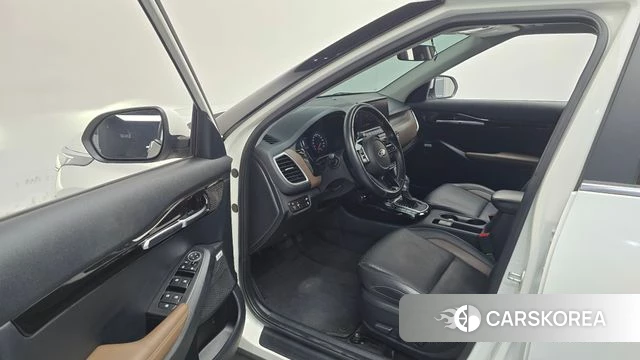 Kia Seltos id 4997603 из Кореи 32
