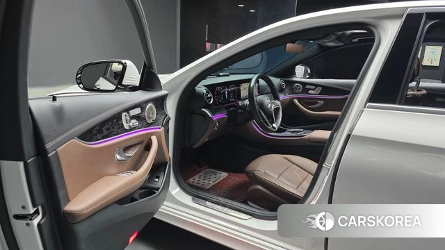 Mercedes-Benz E-Class W213 id 4941815 из Кореи 34