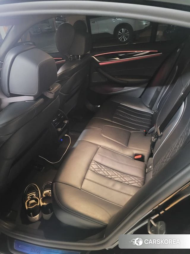 BMW 5 Series (G30) id 4987310 из Кореи 11