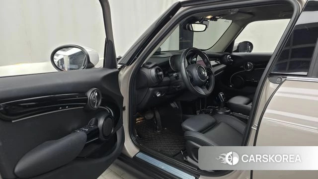 Mini Cooper id 5052273 из Кореи 30
