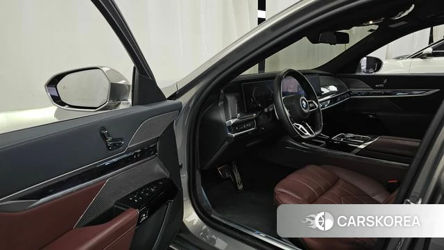 BMW 7 Series (G70) id 5052242 из Кореи 36