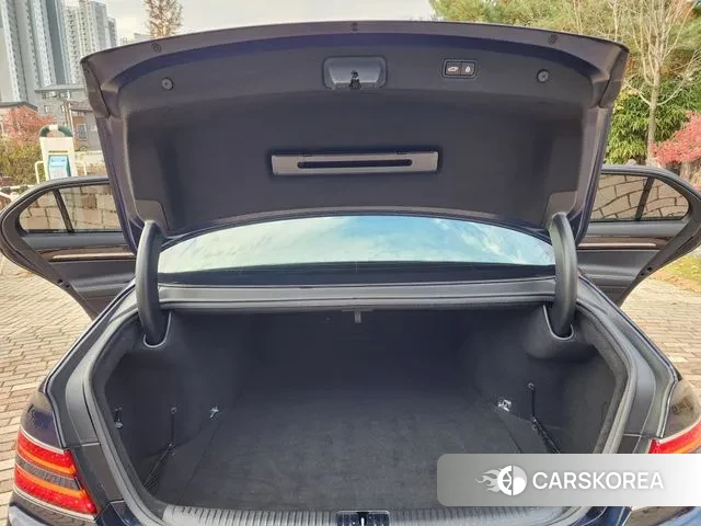 Genesis G90 id 3356610 из Кореи 20