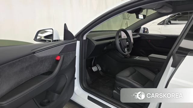 Tesla Model Y id 4995407 из Кореи 34