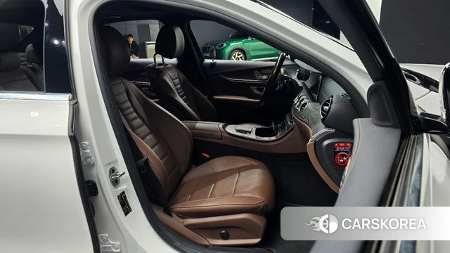 Mercedes-Benz E-Class W213 id 4991902 из Кореи 32