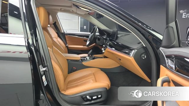 BMW 5 Series (G30) id 5027806 из Кореи 33