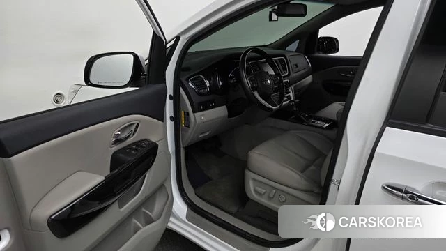 Kia The New Carnival id 4952720 из Кореи 35