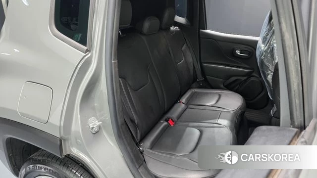 Jeep Renegade id 5048153 из Кореи 34