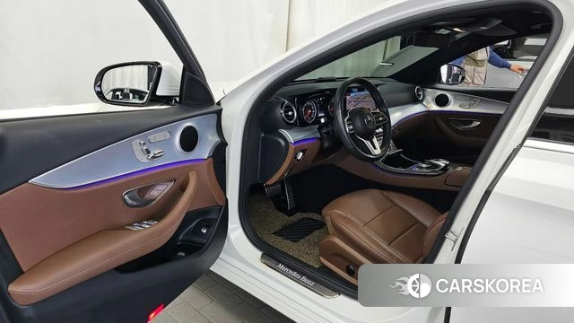 Mercedes-Benz E-Class W213 id 4923509 из Кореи 32