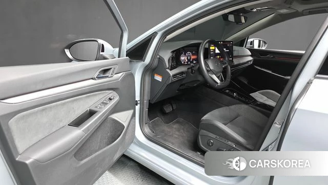 Volkswagen Golf 8th Generation id 4990164 из Кореи 33