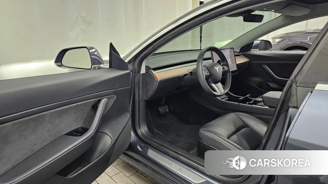 Tesla Model 3 id 4754949 из Кореи 30