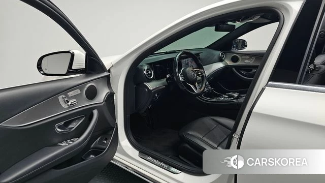 Mercedes-Benz E-Class W213 id 5035808 из Кореи 35