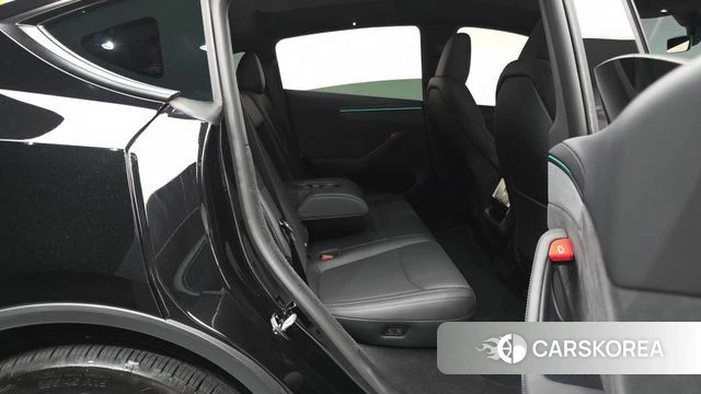 Tesla Model Y id 4904111 из Кореи 34