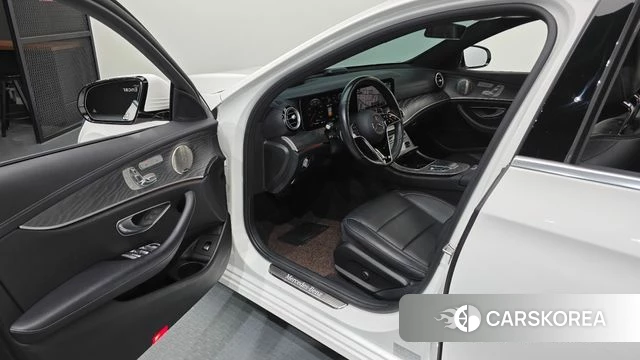 Mercedes-Benz E-Class W213 id 5027770 из Кореи 20