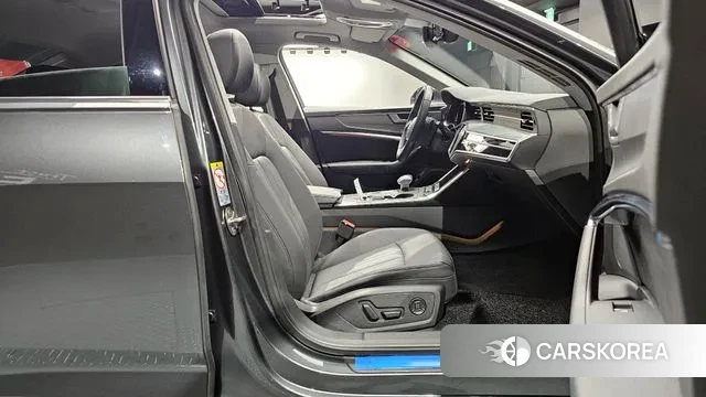 Audi A6 (C8) id 3567161 из Кореи 20