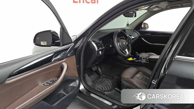 BMW X3 (G01) id 4978113 из Кореи 34