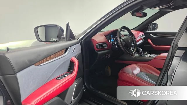 Maserati Levante id 4906711 из Кореи 41