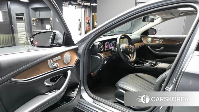 Mercedes-Benz E-Class W213 id 4751210 из Кореи 19