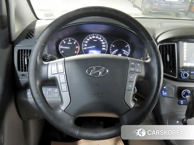 Hyundai The New Grand Starex id 5041877 из Кореи 20