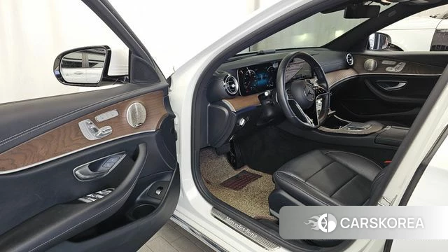 Mercedes-Benz E-Class W213 id 4966203 из Кореи 20