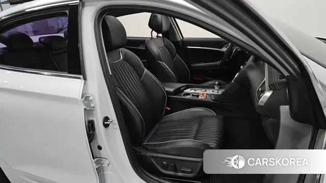 Genesis G70 id 3773153 из Кореи 20