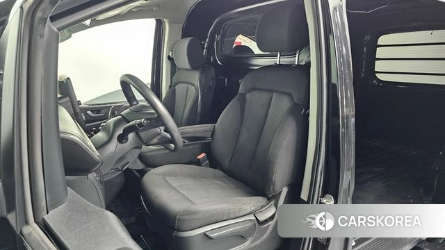 Hyundai Staria id 5023001 из Кореи 30