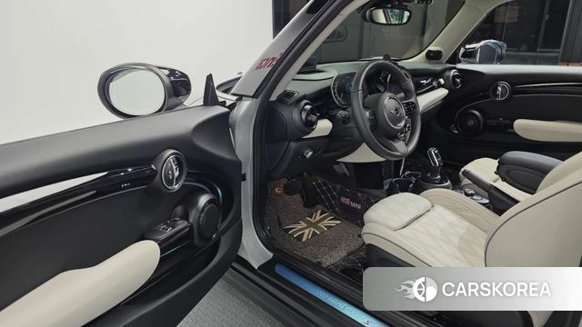 Mini Cooper S id 4922312 из Кореи 32
