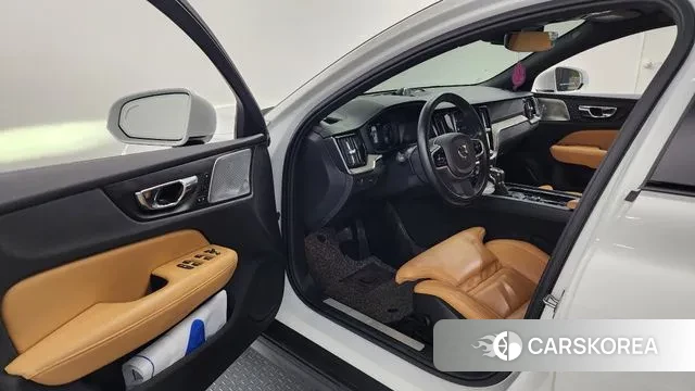 Volvo V60 Cross-Country 2nd Generation id 3269837 из Кореи 20