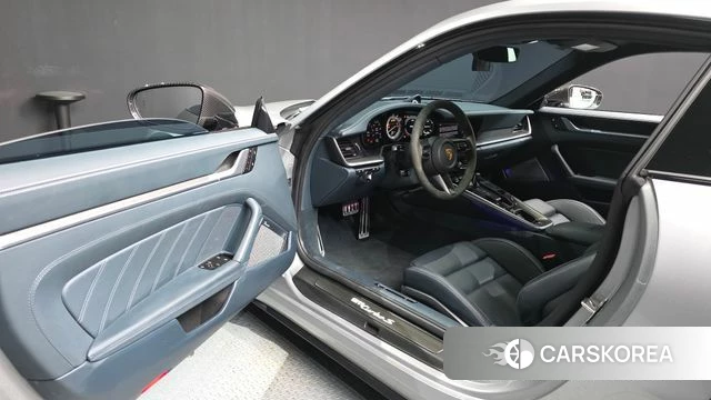 Porsche 911(992) id 4758572 из Кореи 31