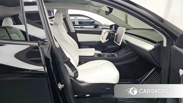 Tesla Model Y id 5034193 из Кореи 33