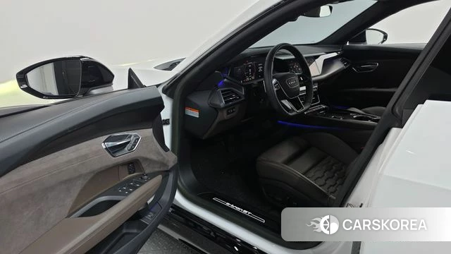 Audi e-Tron GT id 4744470 из Кореи 35