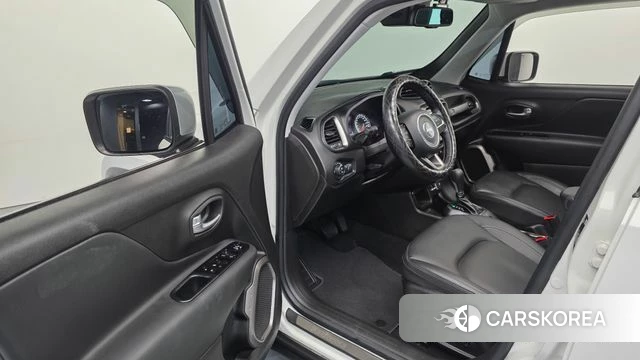 Jeep Renegade id 4996669 из Кореи 30