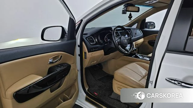 Kia The New Carnival id 4993276 из Кореи 20