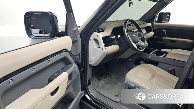 Land Rover Defender (L663) id 4930366 из Кореи 31