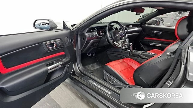 Ford Mustang id 4900372 из Кореи 34