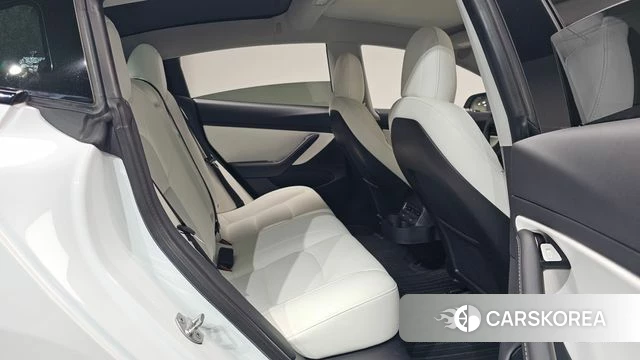 Tesla Model 3 id 5035175 из Кореи 33