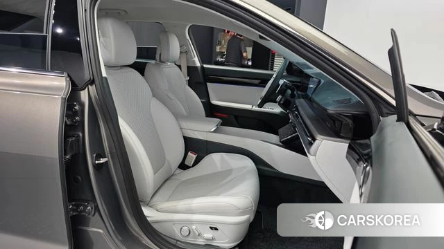 Hyundai Grandeur (GN7) id 5026819 из Кореи 37