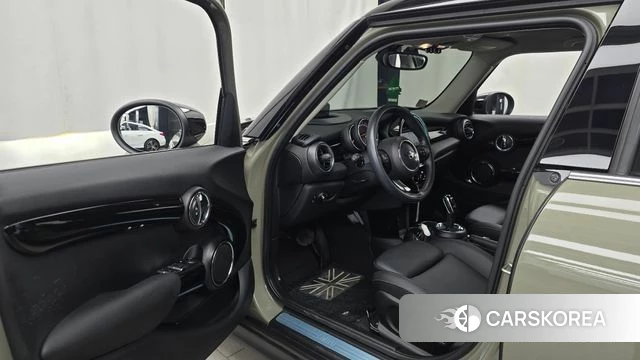 Mini Cooper id 5023293 из Кореи 30