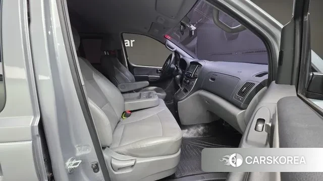 Hyundai The New Grand Starex id 3562974 из Кореи 20