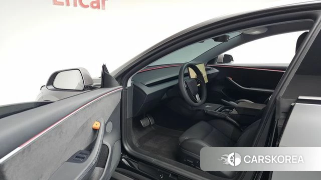 Tesla Model 3 id 4635289 из Кореи 33