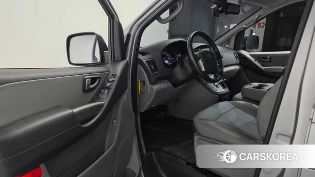 Hyundai The New Grand Starex id 5018337 из Кореи 20