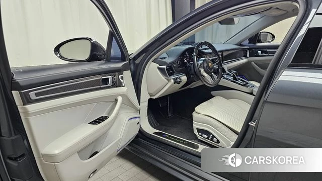 Porsche Panamera (971) id 5041978 из Кореи 32