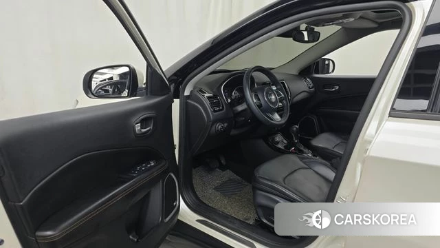 Jeep Compass 2nd Generation id 4988027 из Кореи 32