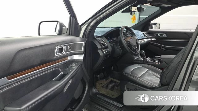 Ford Explorer id 4977848 из Кореи 21