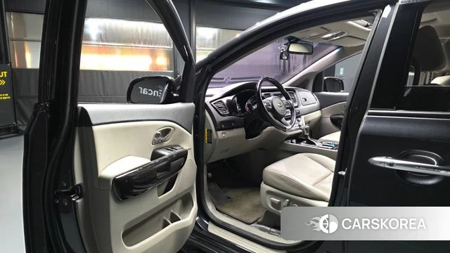 Kia The New Carnival id 4998659 из Кореи 35