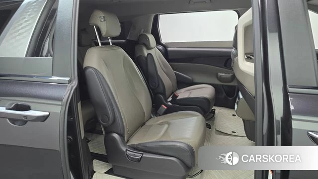 Kia The New Carnival 4th Generation id 5032945 из Кореи 33